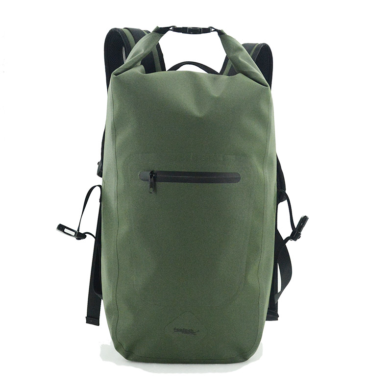 Tas ransel Roll Top Rucksack Waterproof diwenehake dening Produser Vietnam