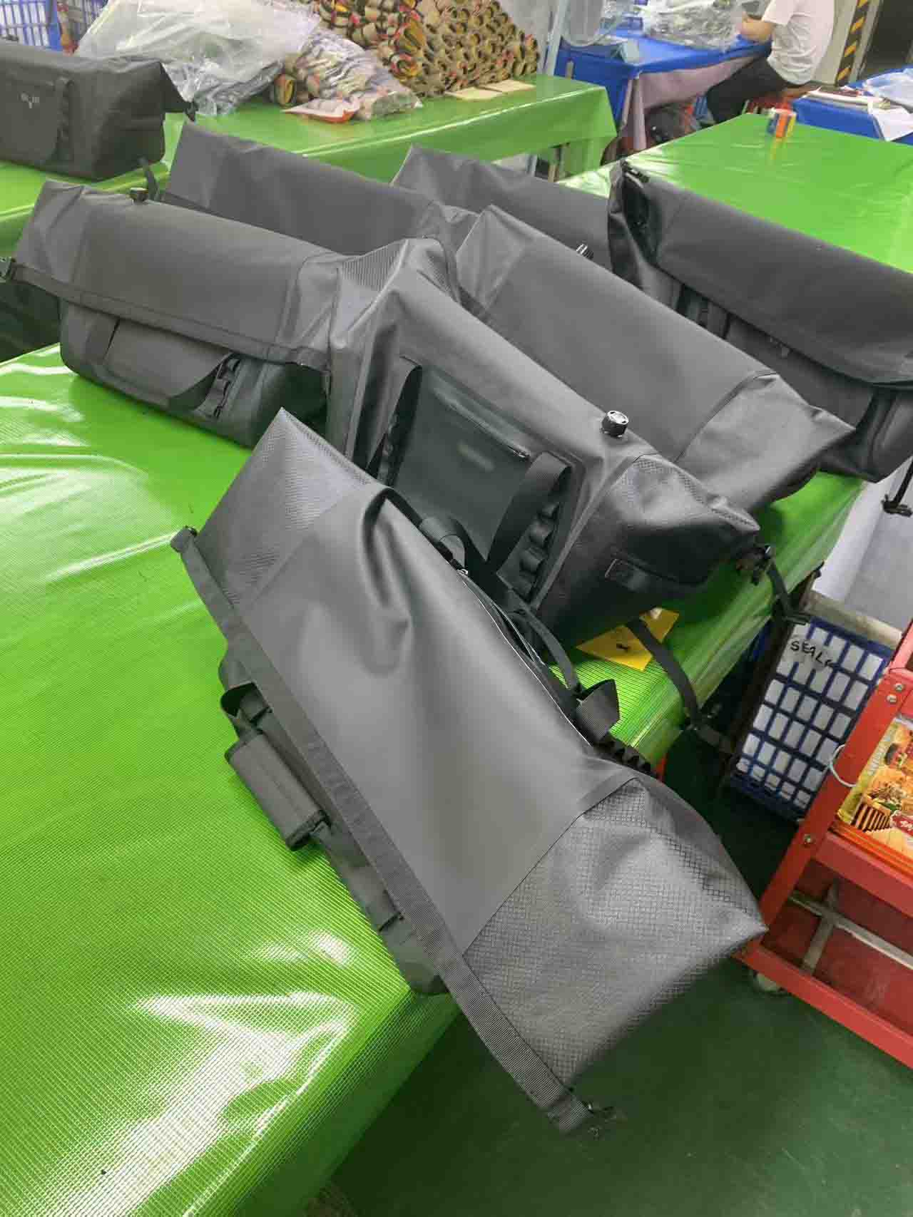 Sealock Rampungake Produksi OEM Tas Gear Waterproof Welded kanggo Merek Luar Negeri