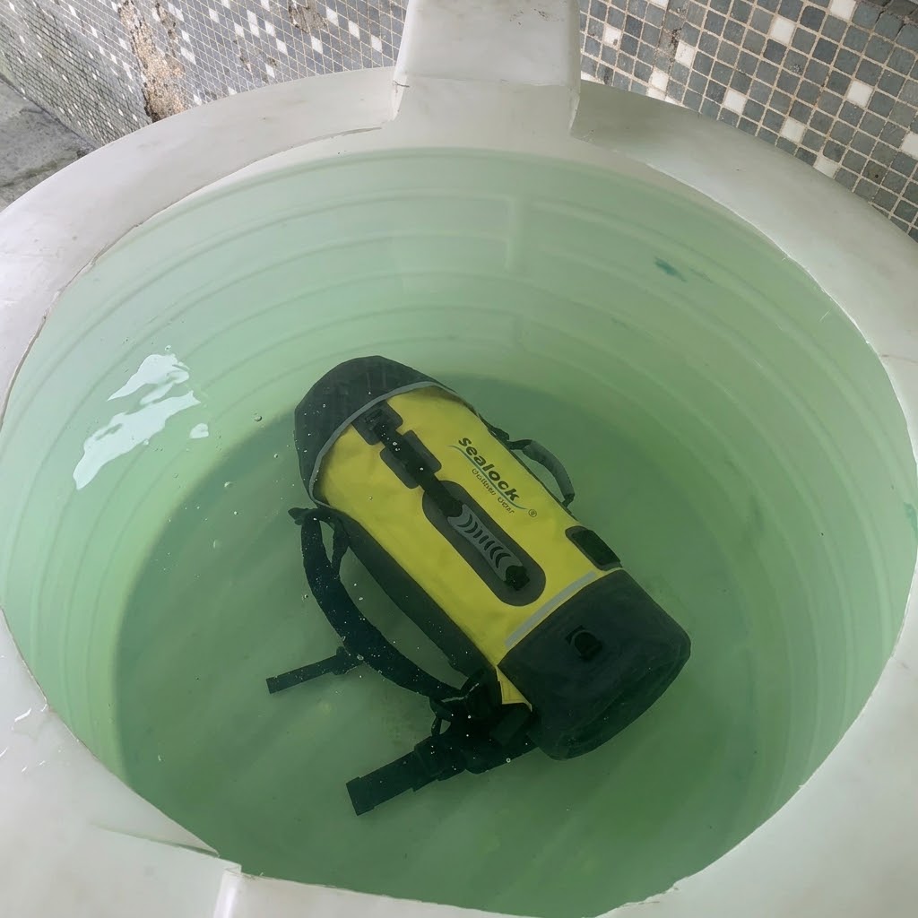 Proses Produksi Ransel Tahan Air IPX8
