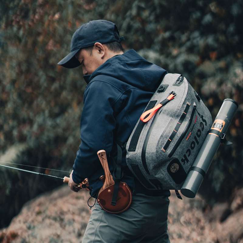 Sling & Paket Fly Fishing 10–24L — TPU Welded, Zip Kedap Udara | OEM